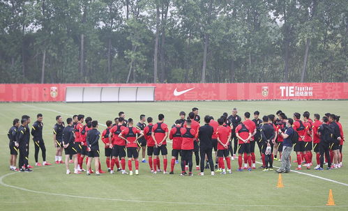 科技赋能培训，数据助力备战 国足教练组以创新手段提升训练效能